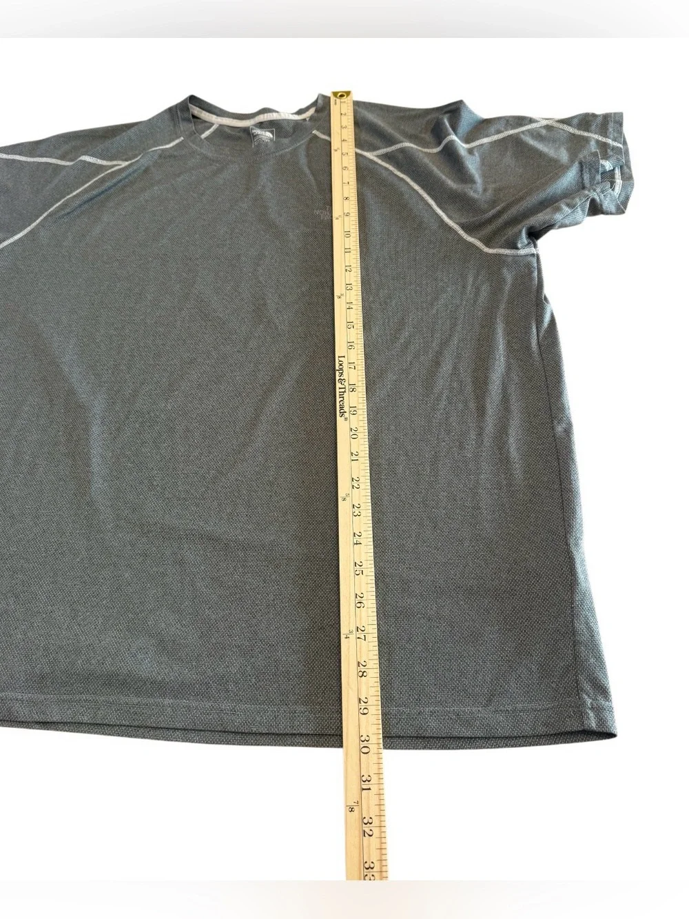 The North Face FlashDry Men’s XXL Gray Performance T-Shirt Short Sleeve